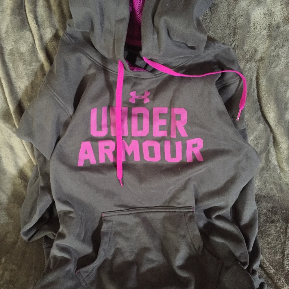 under amour hoodie